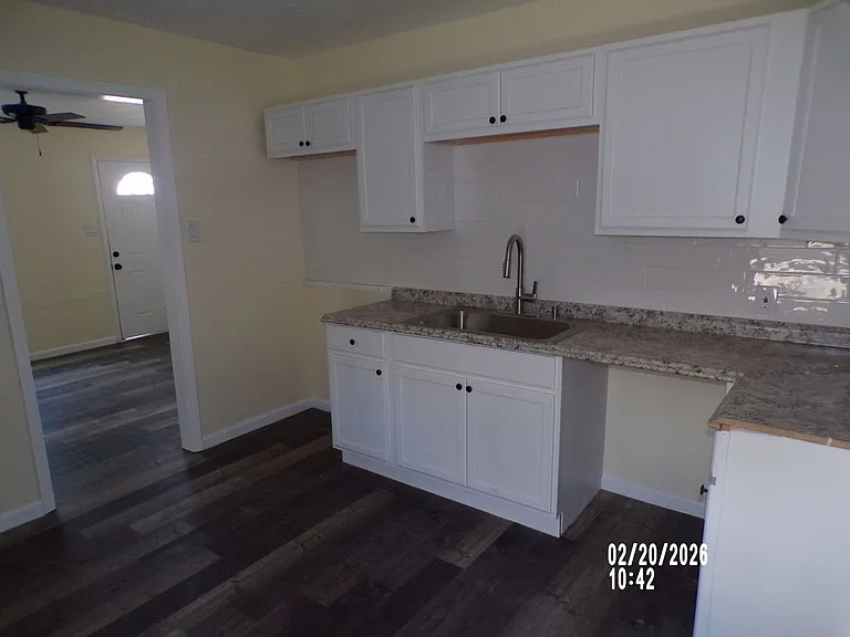 1214 NW Lincoln Ave — Photo 7