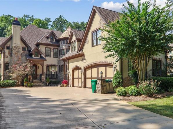 Brookhaven Village, Atlanta, GA Real Estate & Homes for Sale