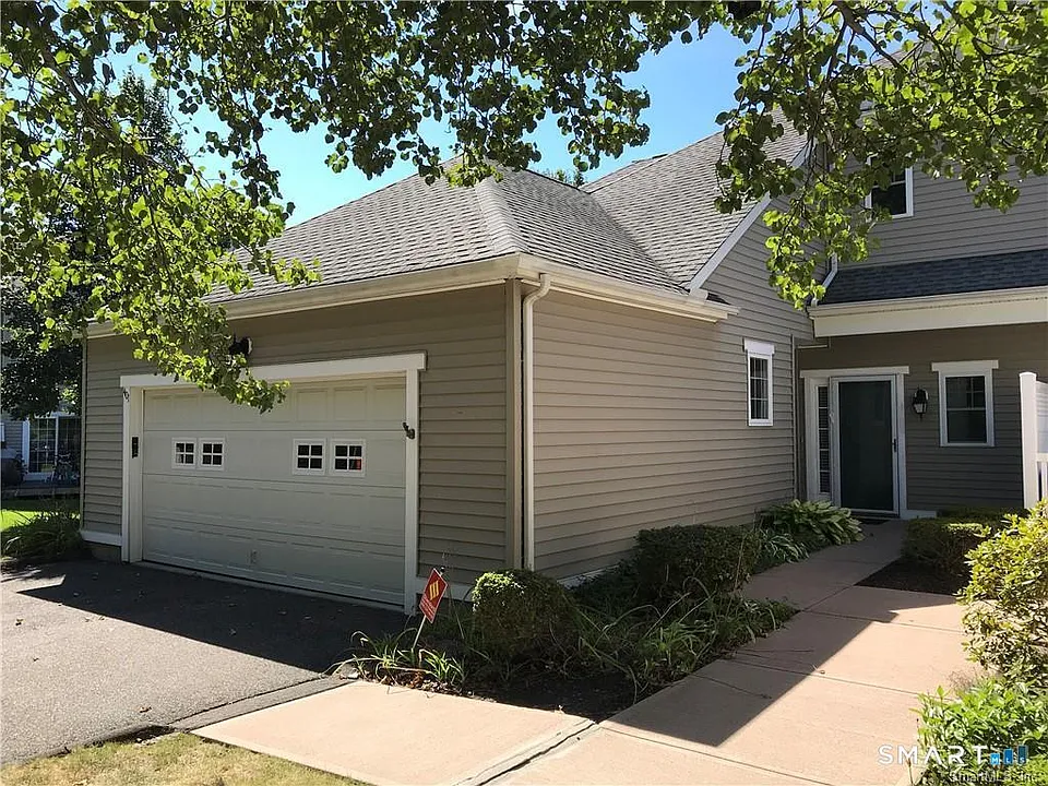 39 Ives St #401