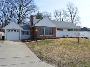 954 Westglen Dr, Saint Louis, MO