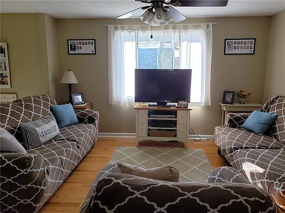 5th image of 1019 Fieldstone Dr