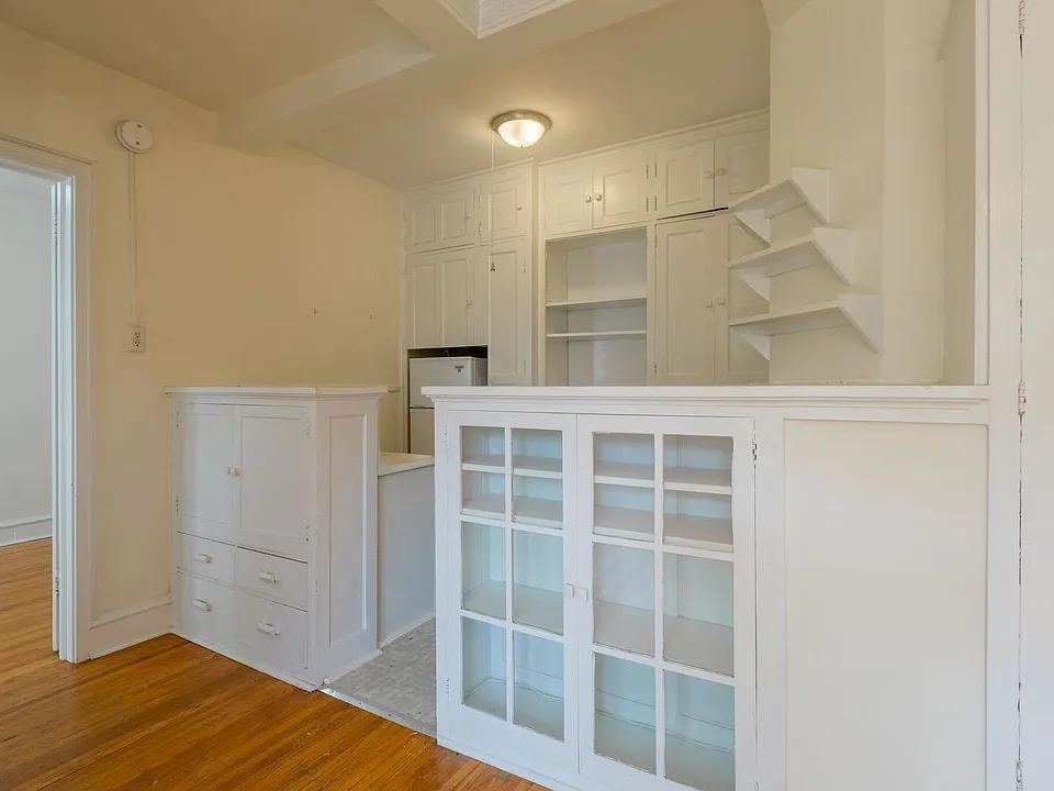 Kitchen built-ins
