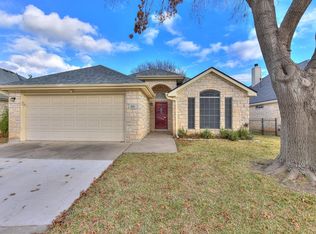 210 Village Dr, Georgetown, TX 78628