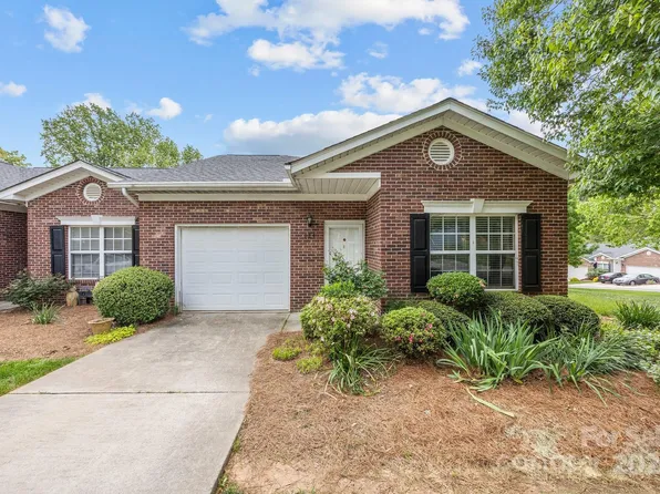 124 Lohr St, Lexington, NC 27292