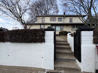 8 Cliff St #2, Naugatuck, CT 06770