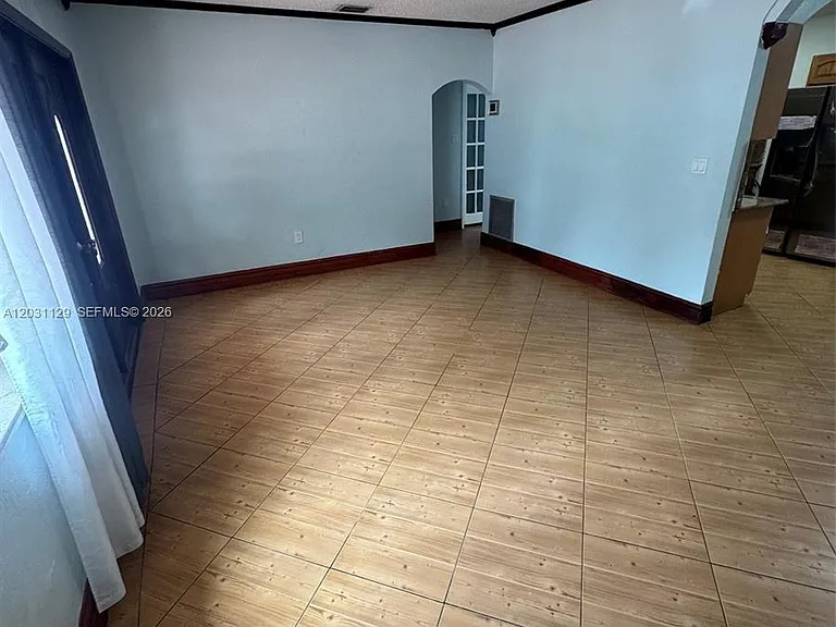 1120 SW 73rd Ave — Photo 16