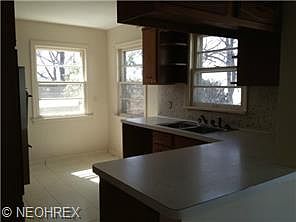 5th image of 33427 Lake Shore Blvd