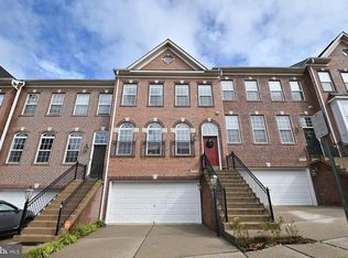 8240 Gunston Commons Way, Lorton, VA 22079