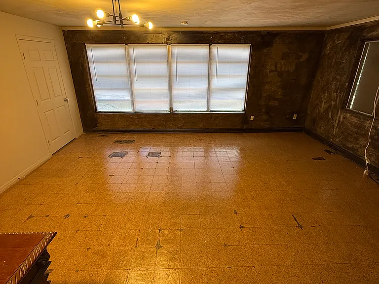 520 Sandra Ave — Photo 13