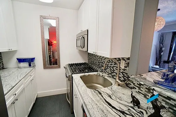 Rented by FirstService Realty (legacy) | media 27