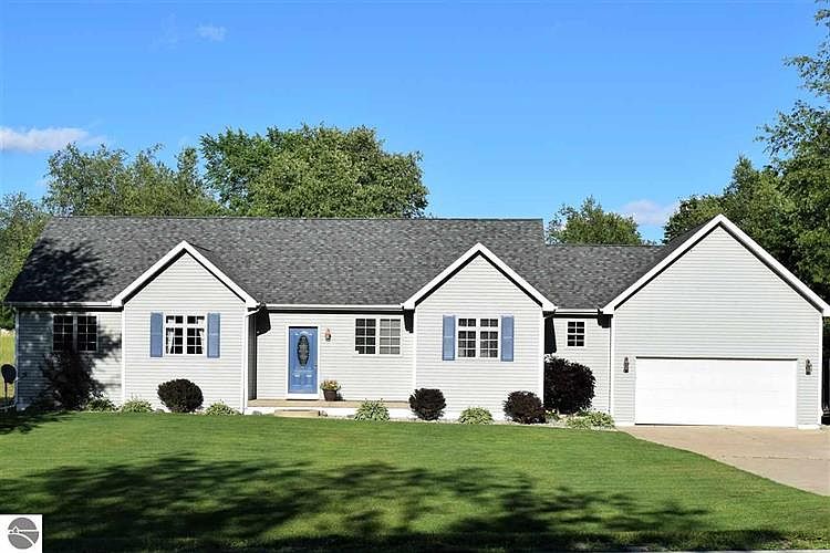 1st image of 1047 Bundy Dr