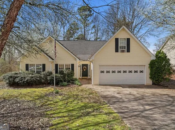 6250 Countryland Dr, Dawsonville, GA 30534