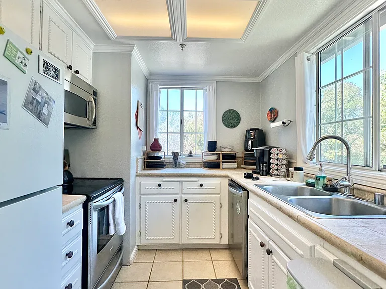 338 Blanchard Ln — Photo 10
