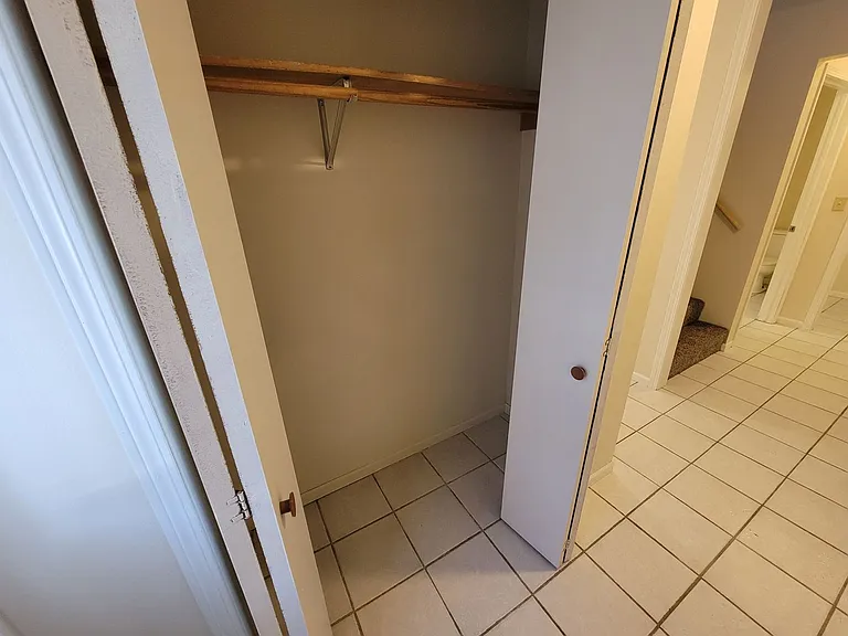 1008 Dutchman Dr — Photo 30
