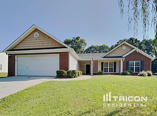829 Custom Ln, Winder, GA 30680