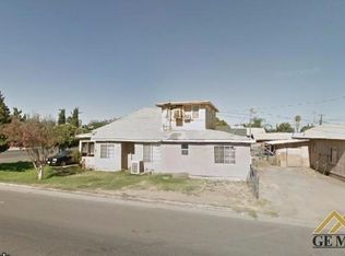 100 Harlow Ave, Mc Farland, CA 93250
