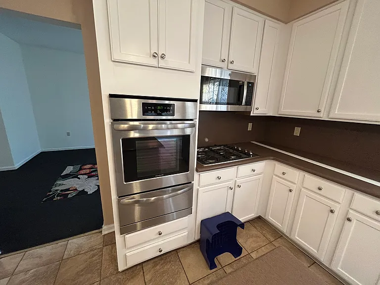 29 Carriage Dr — Photo 22