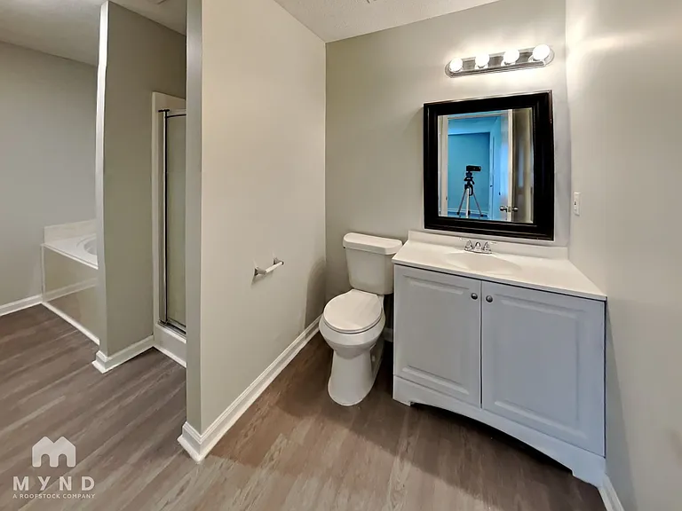 4828 Royal Run Dr — Photo 11