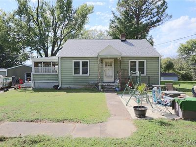 301 E Cape Rock Dr, Cape Girardeau, MO, 63701