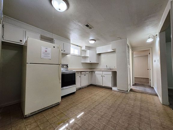 3rd image of 3411 Baltimore Ave #3413