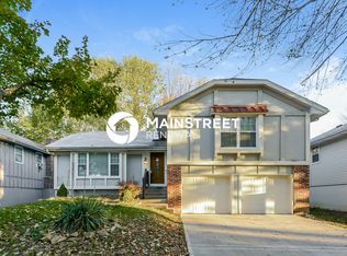 6804 E 140th Pl, Grandview, MO 64030