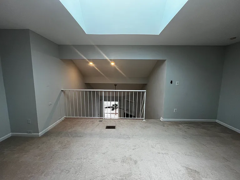 9206 Azure Ct #201 — Photo 17