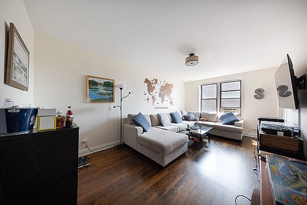 1st image of 4821 40th St APT 5B