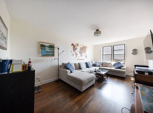 4821 40th St APT 5B, Long Island City, NY 11104