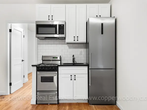 402 East 78th Street image 4 of 9