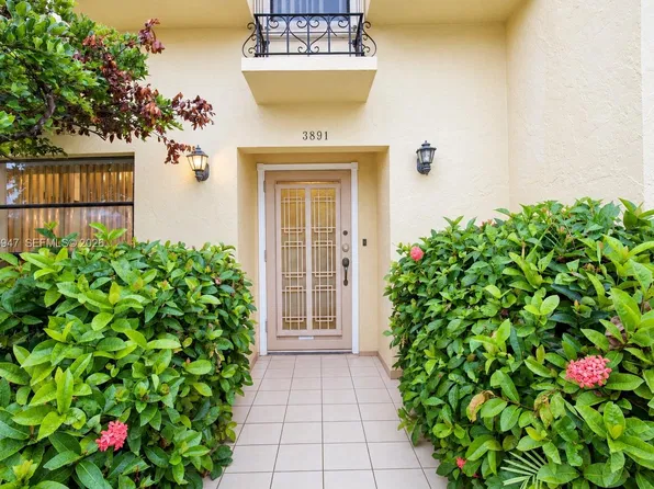 3891 NE 167th St #24, North Miami Beach, FL 33160