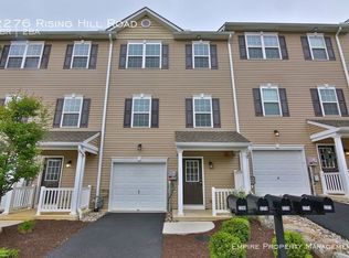 2276 Rising Hill Rd, Whitehall, PA 18052