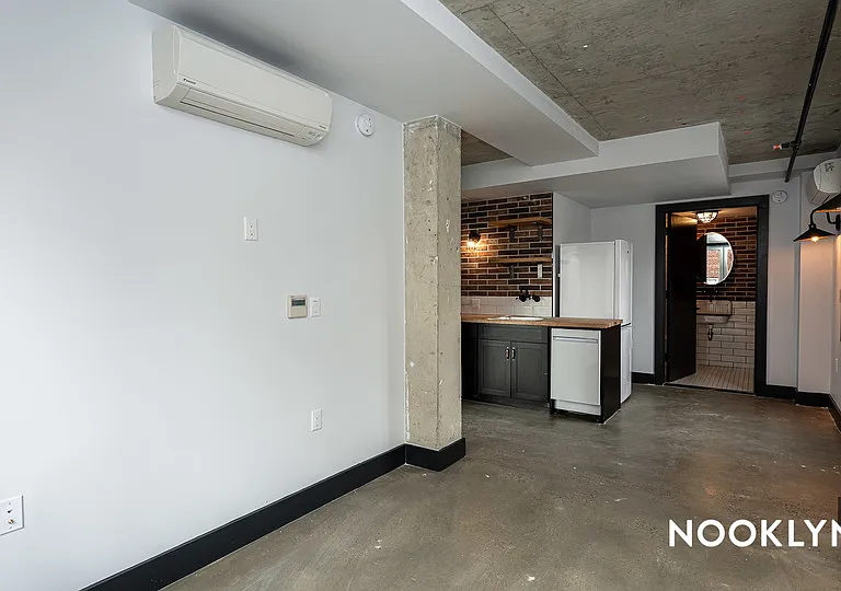639 Foster Ave #504 — Photo 8
