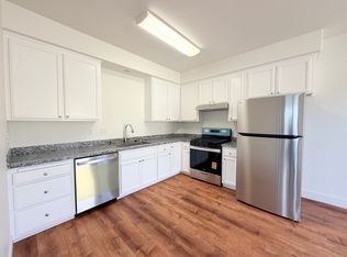 1463 Trombetta St, Santa Rosa, CA 95407