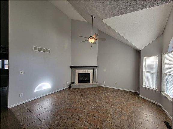 3rd image of 3621 NW Anchor Ct