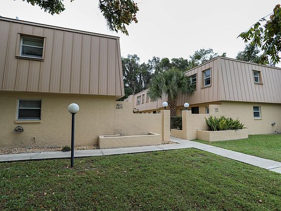 3rd image of 2605 E Central Blvd Unit 16