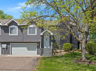 2506 Geranium Ave E, Maplewood, MN 55119