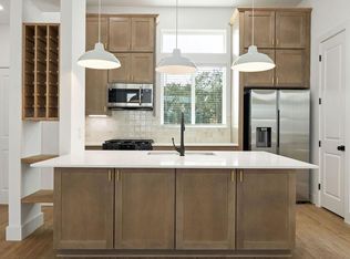 2121 Hoskins Dr #A, Houston, TX 77080