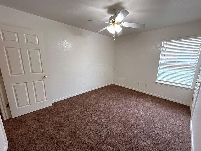 308 Cedar Ridge Dr — Photo 19