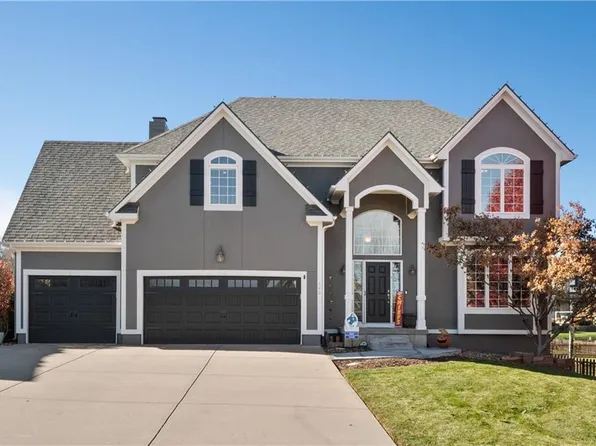 640 SW Derby Cir, Lees Summit, MO 64081