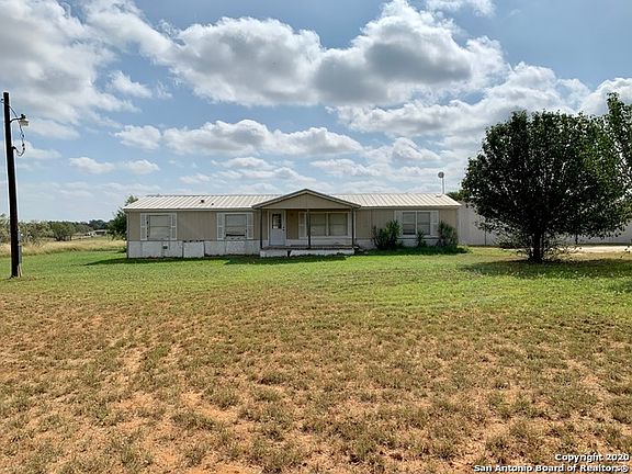 3rd image of 1805 County Road 307