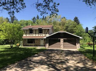 23207 Greenleaf Blvd, Elkhart, IN 46514