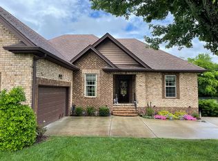 101 Summerlin Dr, Gallatin, TN 37066