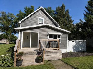 106 2nd St, Gruver, IA 51334