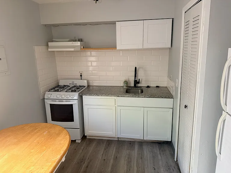 410 E 13th Ave #1 — Photo 1