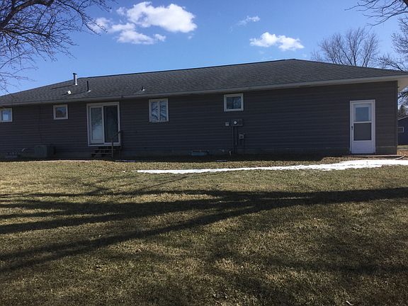 2nd image of 530 Reiter Ave