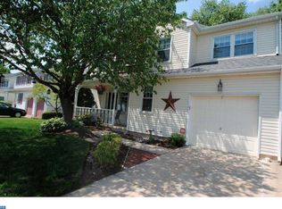 4 Advent Ct, Newark, DE 19713