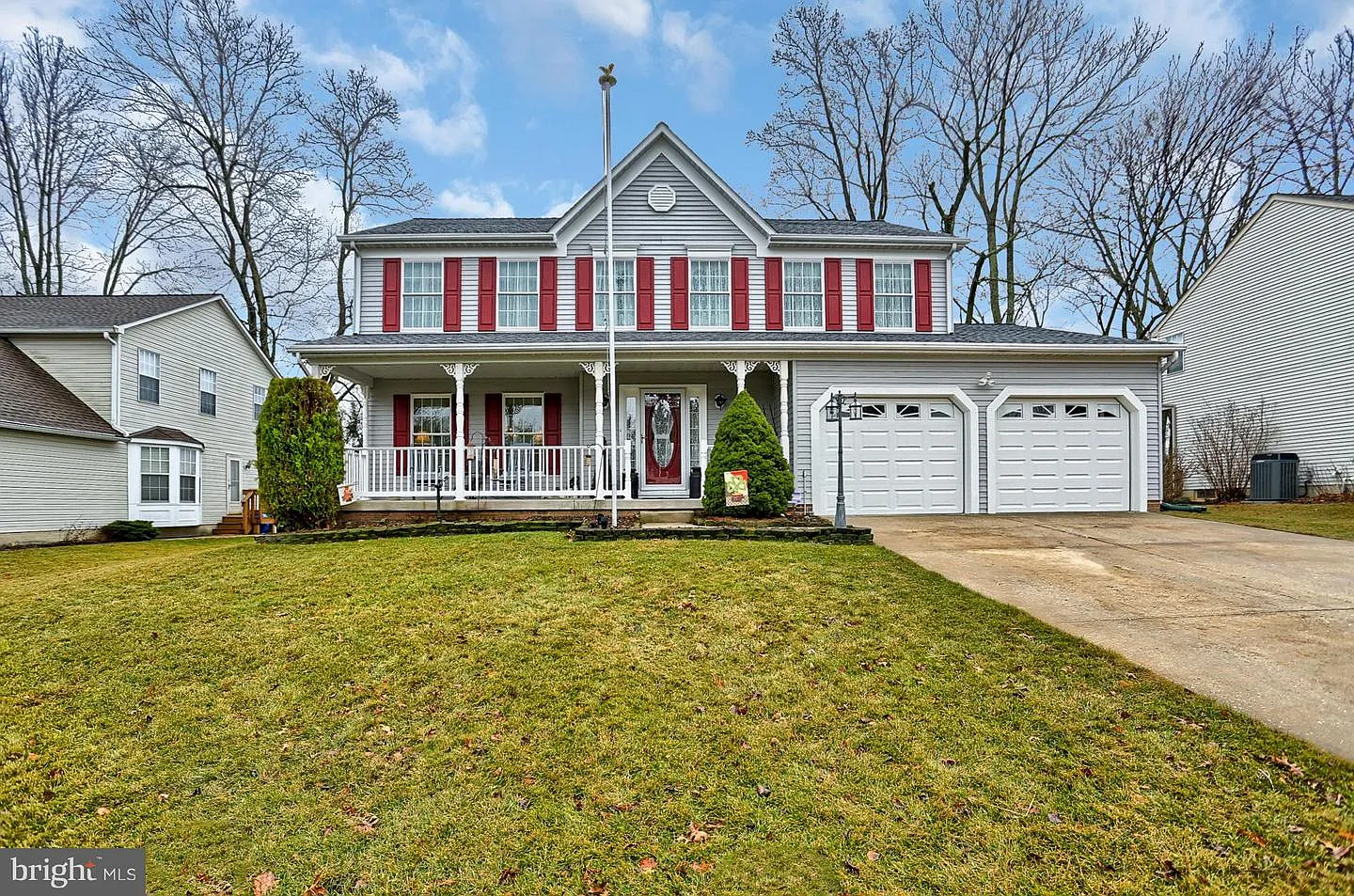 712 Lancaster Dr photo 1