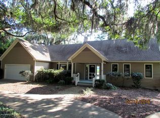 3 Bobwhite Ct, Beaufort, SC 29907