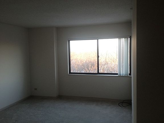 3rd image of 1800 Huntington Blvd APT 614