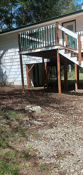 View of entry from driveway 